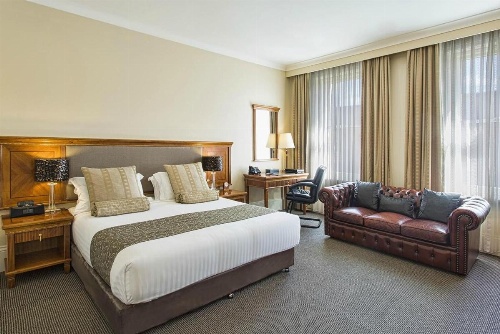 The Grand Hotel Launceston image 13