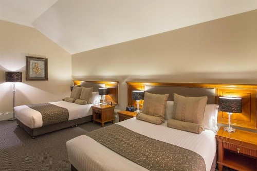 The Grand Hotel Launceston image 15